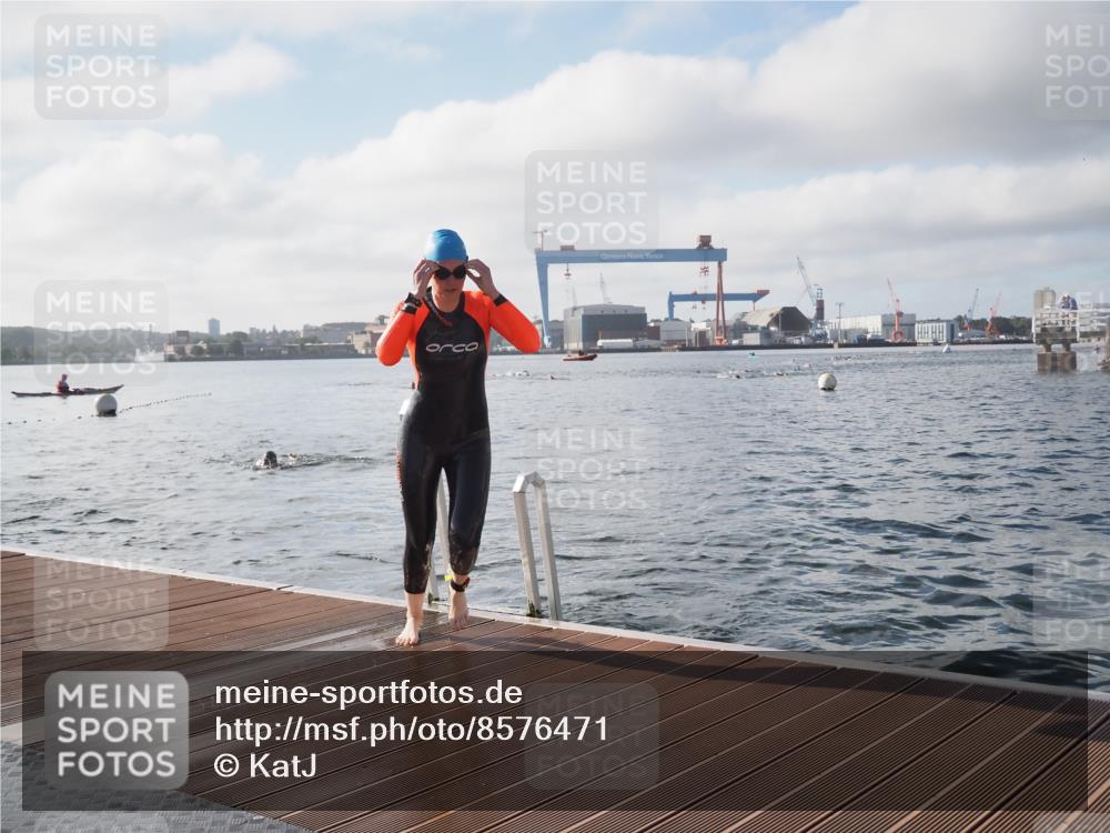 17.08.2025 - KN Förde Triathlon 2025 KatJ http://msf.ph/oto/8576471 17.08.2025 09:13:30 Schwimmen 135, 138, 148, 198, 135, 148, 198 meine-sportfotos.de