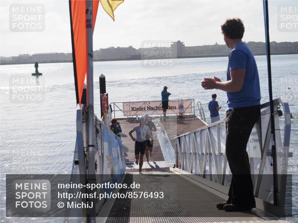 17.08.2025 - KN Förde Triathlon 2025 MichiJ http://msf.ph/oto/8576493 17.08.2025 09:10:32 Schwimmen 105, 109, 114, 119, 253, 105, 113, 253 meine-sportfotos.de