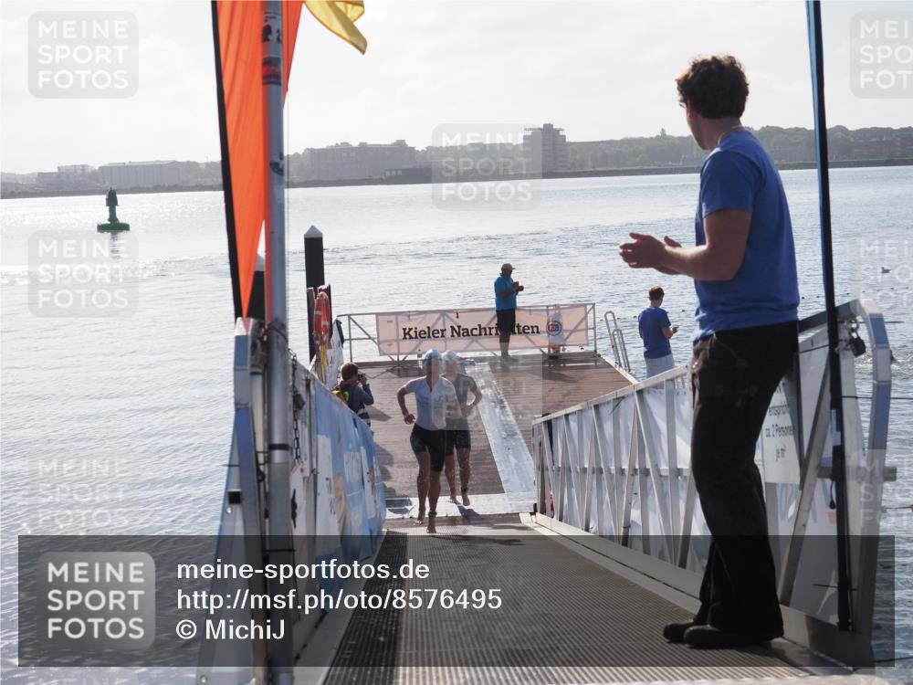 17.08.2025 - KN Förde Triathlon 2025 MichiJ http://msf.ph/oto/8576495 17.08.2025 09:10:32 Schwimmen 105, 109, 114, 119, 253, 105, 113, 253 meine-sportfotos.de