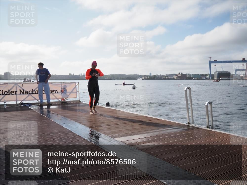 17.08.2025 - KN Förde Triathlon 2025 KatJ http://msf.ph/oto/8576506 17.08.2025 09:13:37 Schwimmen 138, 148, 151, 138, 148, 198 meine-sportfotos.de