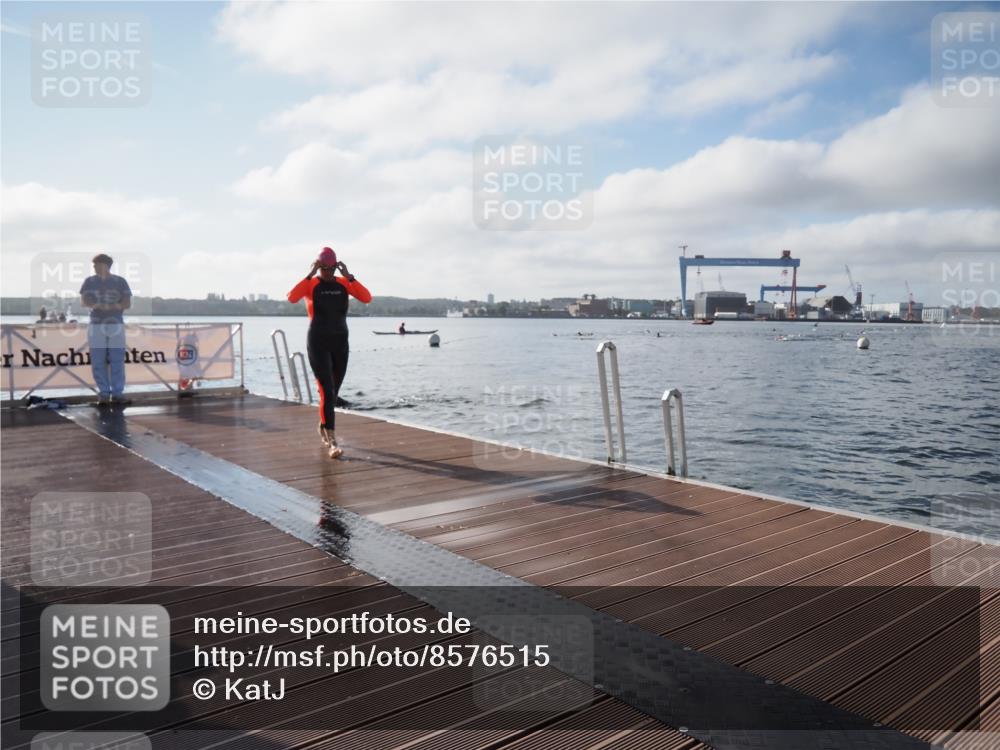17.08.2025 - KN Förde Triathlon 2025 KatJ http://msf.ph/oto/8576515 17.08.2025 09:13:38 Schwimmen 138, 148, 151, 138, 148, 151 meine-sportfotos.de