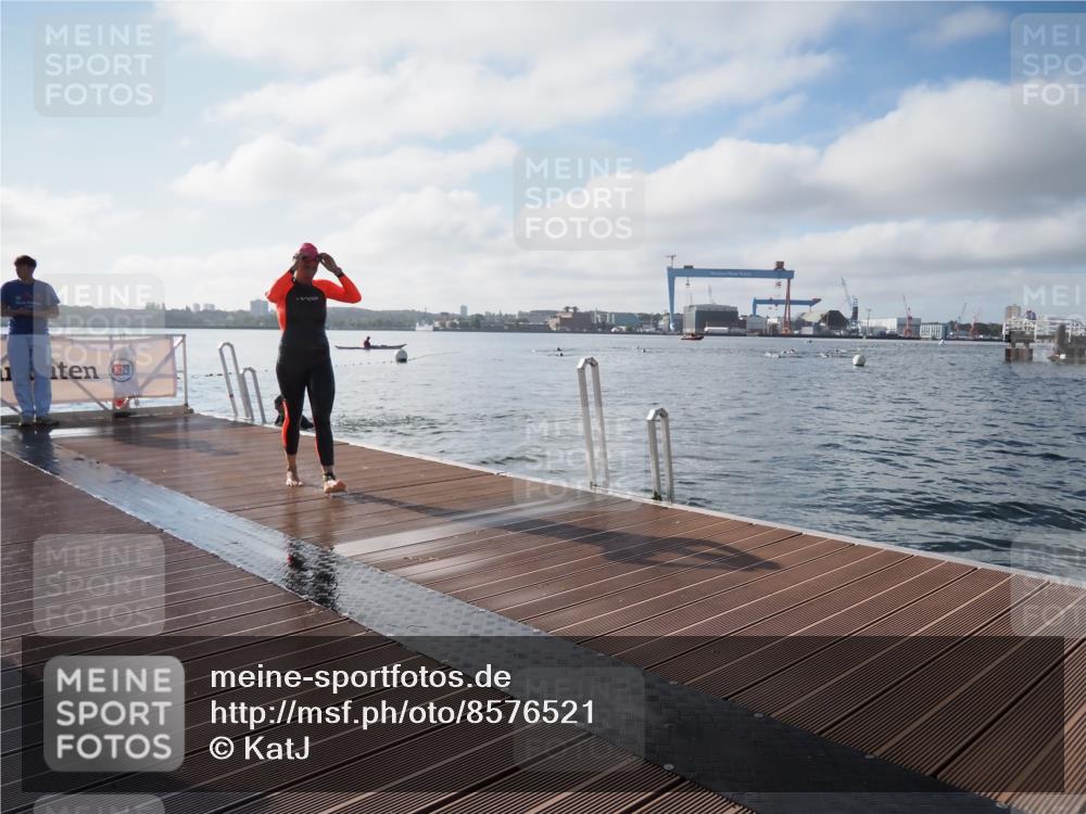 17.08.2025 - KN Förde Triathlon 2025 KatJ http://msf.ph/oto/8576521 17.08.2025 09:13:38 Schwimmen 138, 148, 151, 138, 148, 151 meine-sportfotos.de