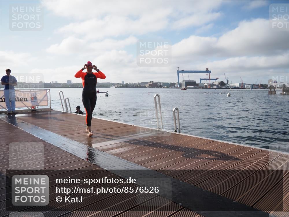 17.08.2025 - KN Förde Triathlon 2025 KatJ http://msf.ph/oto/8576526 17.08.2025 09:13:39 Schwimmen 138, 151, 138, 148, 151 meine-sportfotos.de