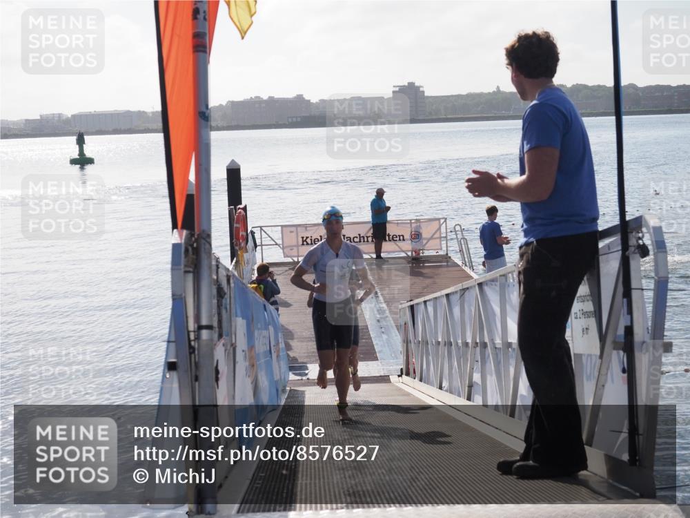17.08.2025 - KN Förde Triathlon 2025 MichiJ http://msf.ph/oto/8576527 17.08.2025 09:10:34 Schwimmen 105, 109, 114, 119, 253, 105, 113, 121, 253 meine-sportfotos.de