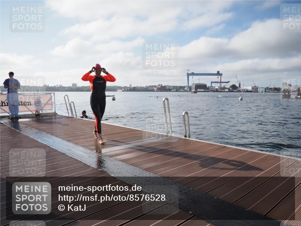 17.08.2025 - KN Förde Triathlon 2025 KatJ http://msf.ph/oto/8576528 17.08.2025 09:13:39 Schwimmen 138, 151, 138, 148, 151 meine-sportfotos.de