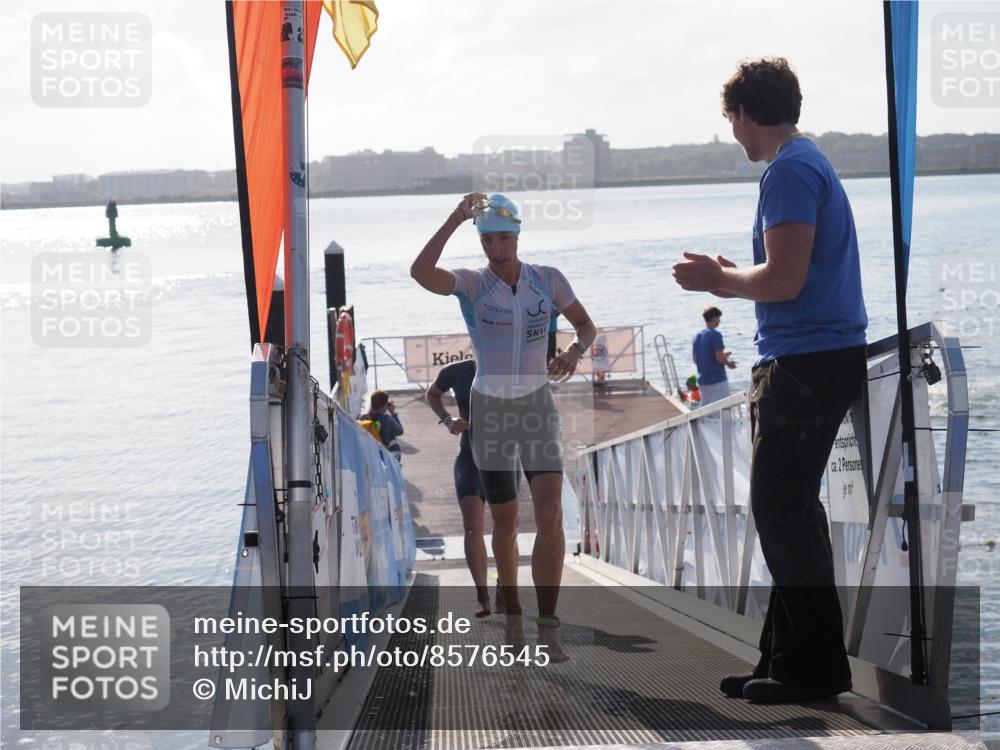 17.08.2025 - KN Förde Triathlon 2025 MichiJ http://msf.ph/oto/8576545 17.08.2025 09:10:35 Schwimmen 105, 114, 119, 253, 105, 113, 121, 253 meine-sportfotos.de