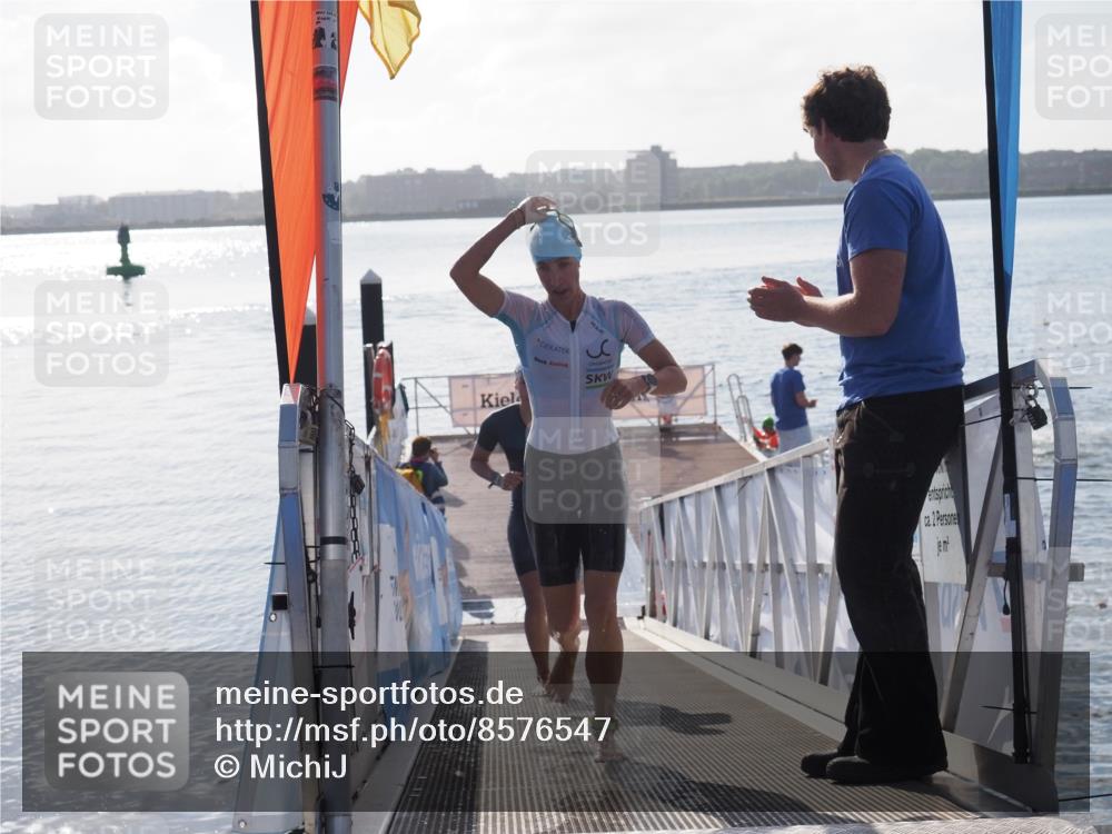 17.08.2025 - KN Förde Triathlon 2025 MichiJ http://msf.ph/oto/8576547 17.08.2025 09:10:35 Schwimmen 105, 114, 119, 253, 105, 113, 121, 253 meine-sportfotos.de