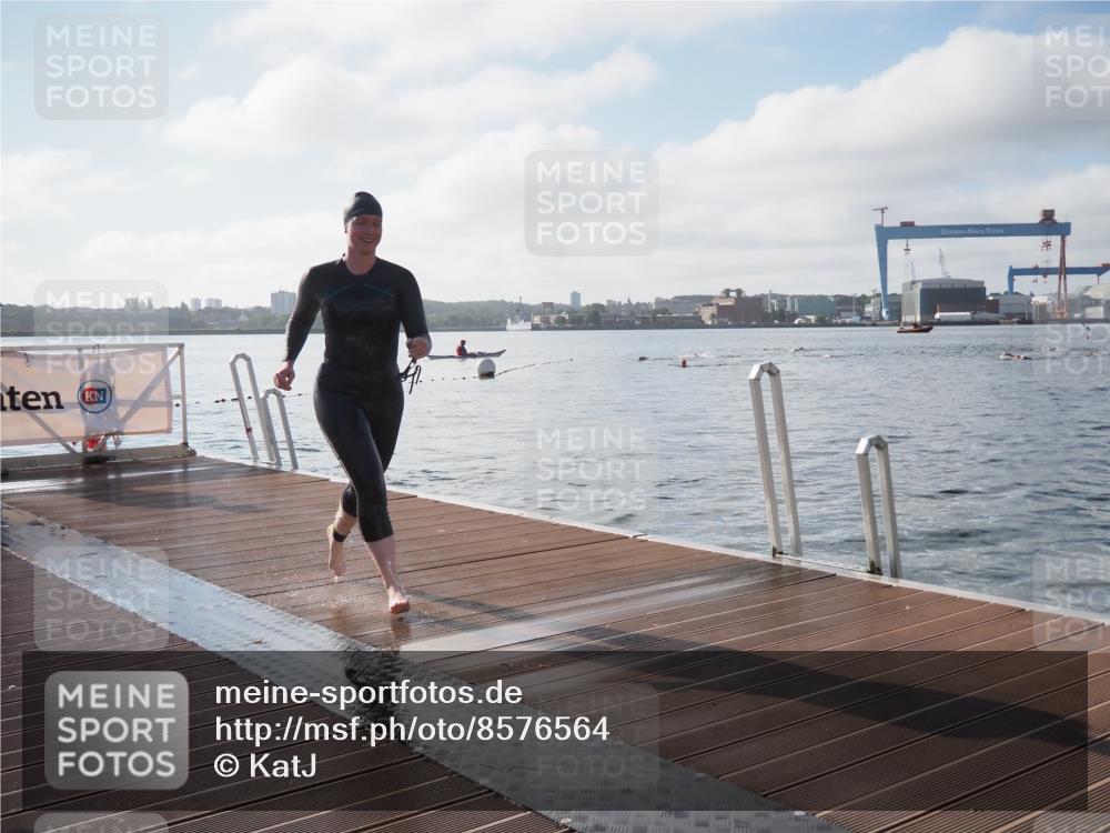 17.08.2025 - KN Förde Triathlon 2025 KatJ http://msf.ph/oto/8576564 17.08.2025 09:13:46 Schwimmen 138, 151, 138, 151 meine-sportfotos.de