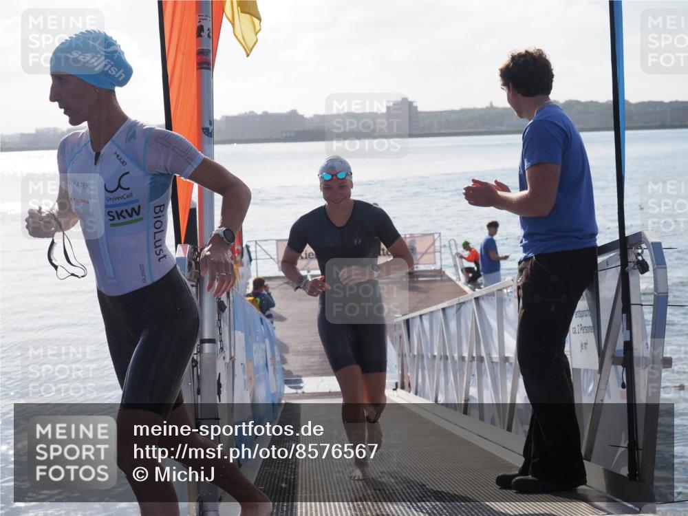 17.08.2025 - KN Förde Triathlon 2025 MichiJ http://msf.ph/oto/8576567 17.08.2025 09:10:36 Schwimmen 105, 114, 119, 253, 105, 113, 121, 253 meine-sportfotos.de