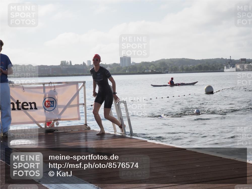 17.08.2025 - KN Förde Triathlon 2025 KatJ http://msf.ph/oto/8576574 17.08.2025 09:14:29 Schwimmen 140, 140 meine-sportfotos.de