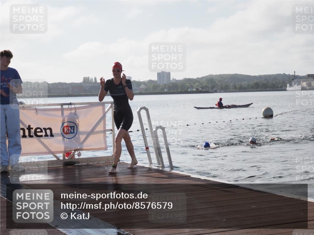 17.08.2025 - KN Förde Triathlon 2025 KatJ http://msf.ph/oto/8576579 17.08.2025 09:14:29 Schwimmen 140, 140 meine-sportfotos.de