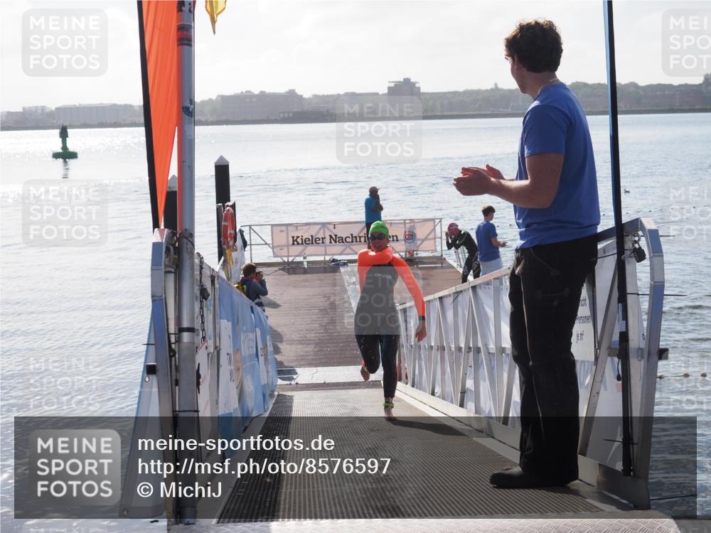 17.08.2025 - KN Förde Triathlon 2025 MichiJ http://msf.ph/oto/8576597 17.08.2025 09:10:43 Schwimmen 105, 113, 253, 113, 121 meine-sportfotos.de