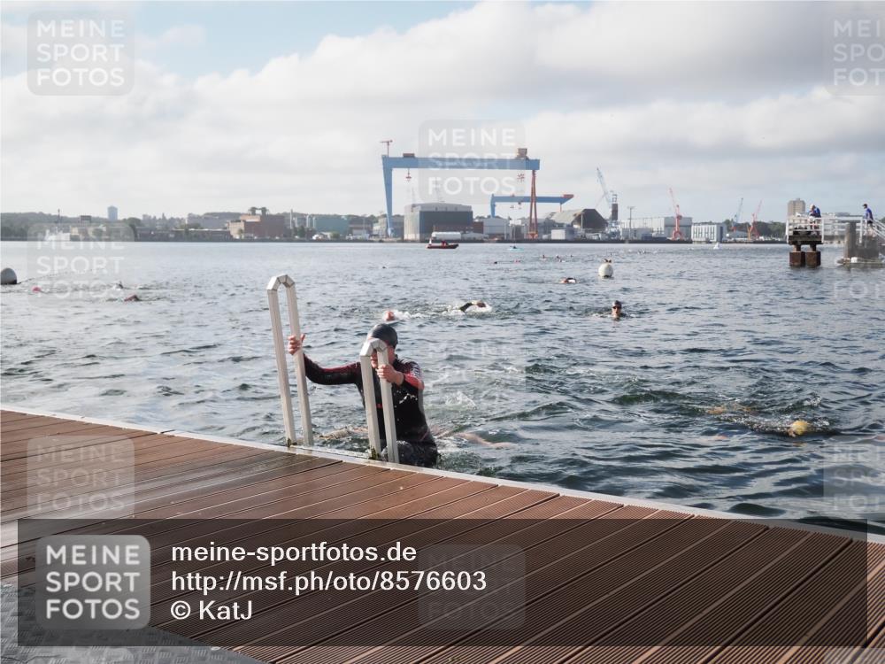 17.08.2025 - KN Förde Triathlon 2025 KatJ http://msf.ph/oto/8576603 17.08.2025 09:14:40 Schwimmen 128, 139, 150, 155, 128, 139, 140, 155 meine-sportfotos.de