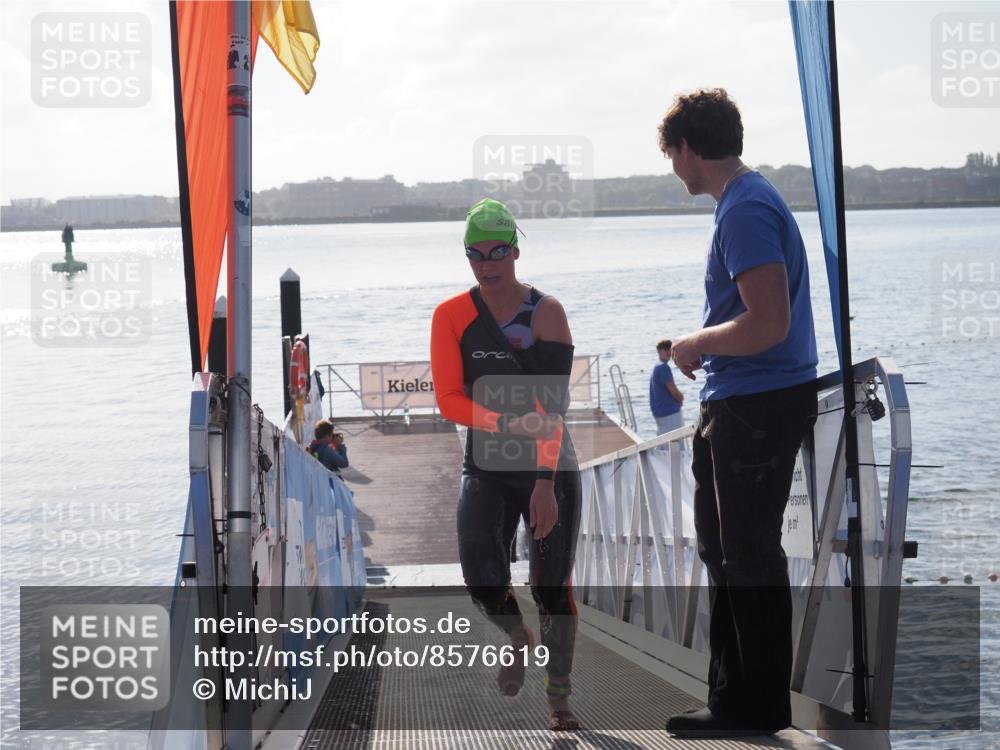 17.08.2025 - KN Förde Triathlon 2025 MichiJ http://msf.ph/oto/8576619 17.08.2025 09:10:44 Schwimmen 105, 113, 253, 113, 121 meine-sportfotos.de