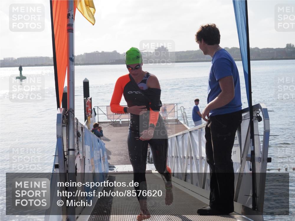 17.08.2025 - KN Förde Triathlon 2025 MichiJ http://msf.ph/oto/8576620 17.08.2025 09:10:44 Schwimmen 105, 113, 253, 113, 121 meine-sportfotos.de