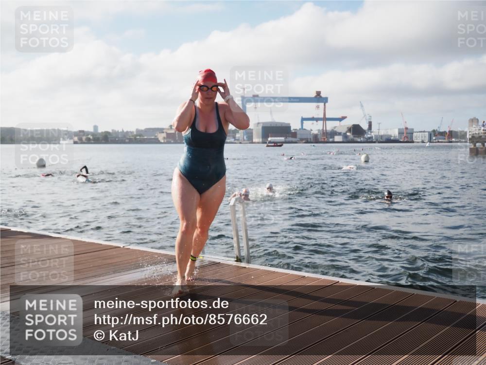 17.08.2025 - KN Förde Triathlon 2025 KatJ http://msf.ph/oto/8576662 17.08.2025 09:14:47 Schwimmen 128, 139, 146, 150, 155, 159, 128, 139, 146, 150, 155, 159 meine-sportfotos.de