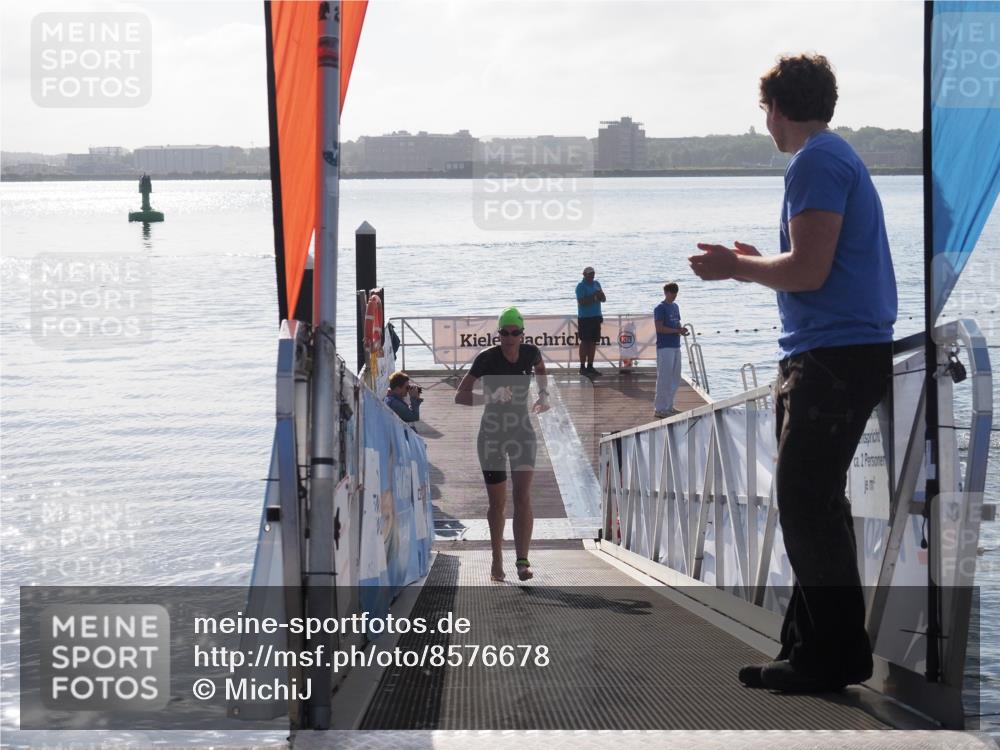 17.08.2025 - KN Förde Triathlon 2025 MichiJ http://msf.ph/oto/8576678 17.08.2025 09:11:14 Schwimmen 117, 116, 117, 125, 157 meine-sportfotos.de