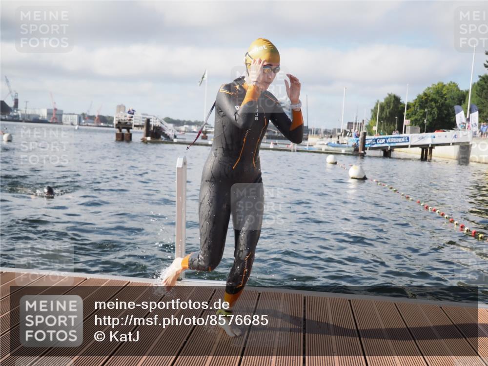 17.08.2025 - KN Förde Triathlon 2025 KatJ http://msf.ph/oto/8576685 17.08.2025 09:14:50 Schwimmen 128, 139, 146, 150, 152, 155, 159, 128, 139, 146, 150, 155, 159 meine-sportfotos.de