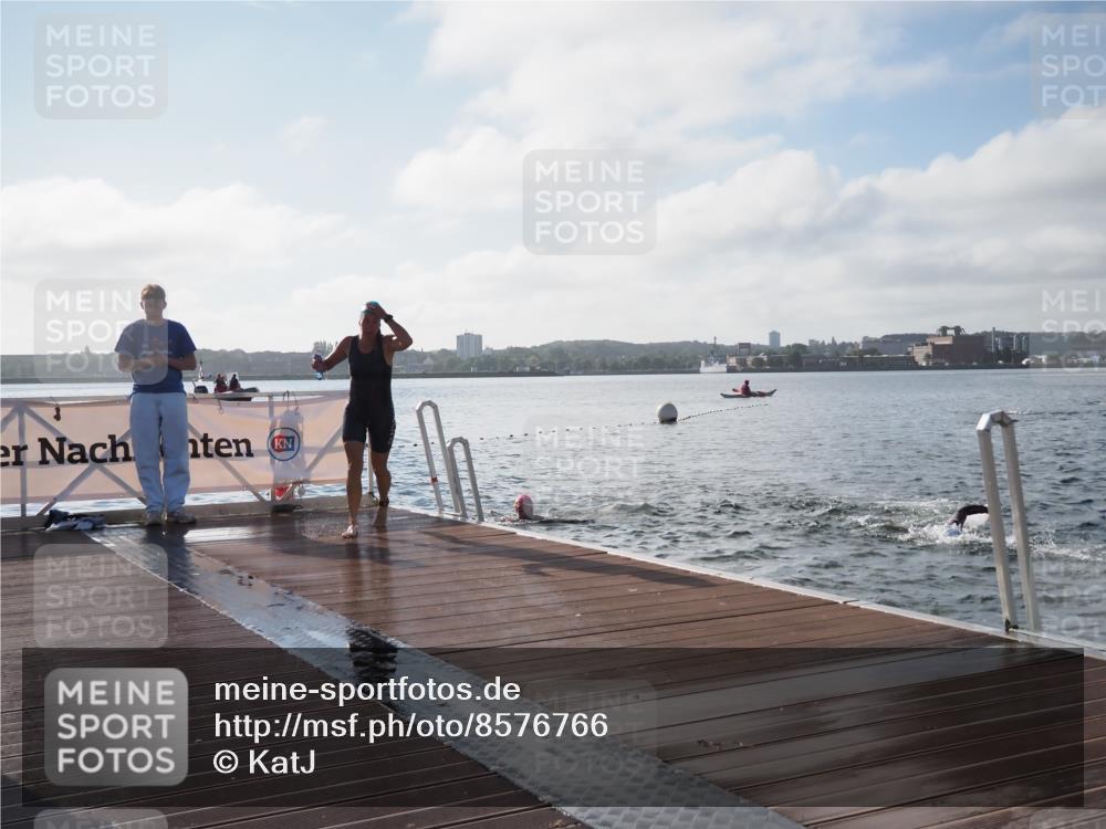 17.08.2025 - KN Förde Triathlon 2025 KatJ http://msf.ph/oto/8576766 17.08.2025 09:15:06 Schwimmen 133, 143, 145, 147, 152, 133, 145, 147, 152 meine-sportfotos.de