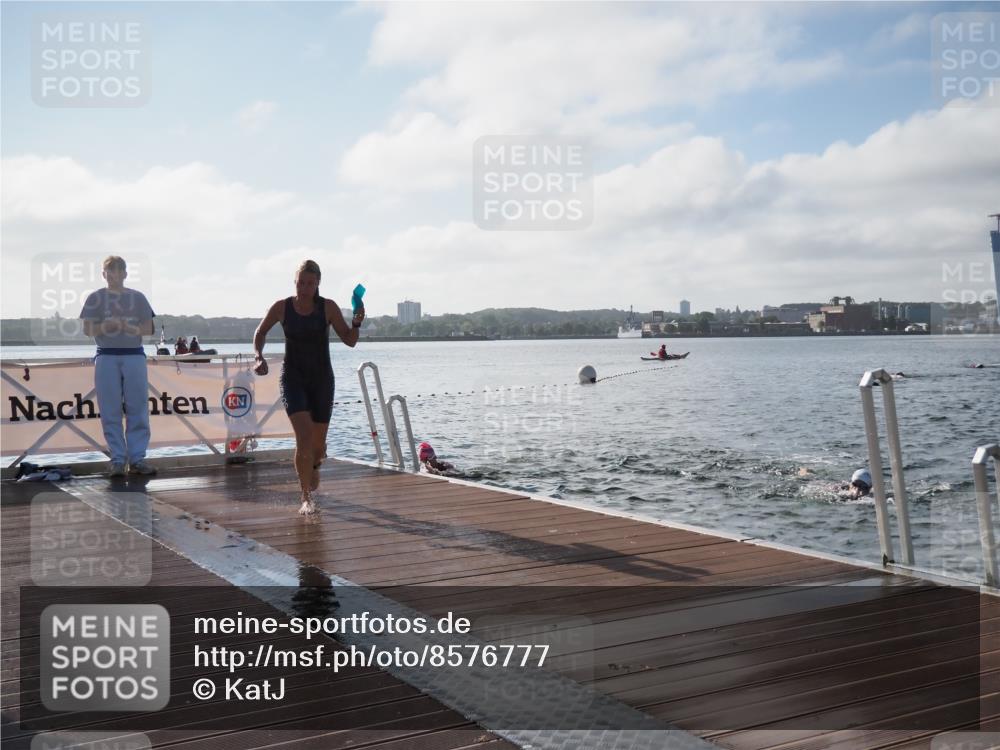 17.08.2025 - KN Förde Triathlon 2025 KatJ http://msf.ph/oto/8576777 17.08.2025 09:15:07 Schwimmen 133, 143, 145, 147, 152, 133, 145, 147, 152 meine-sportfotos.de