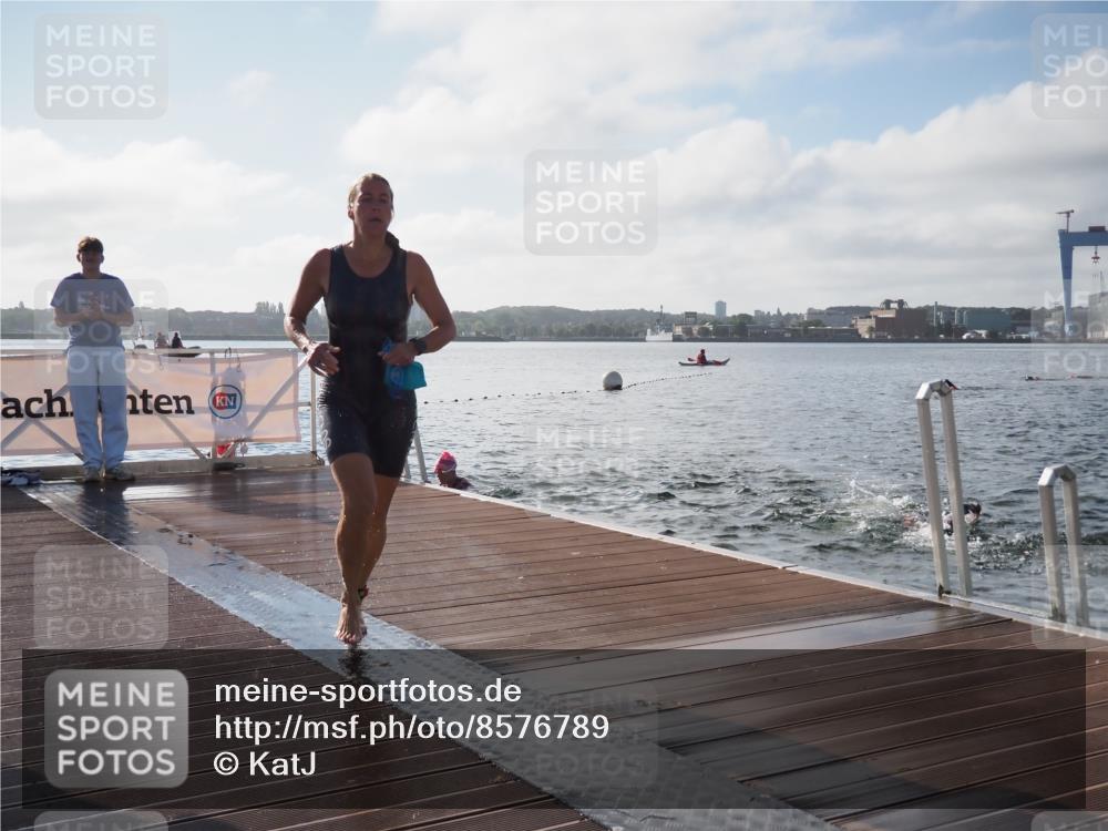 17.08.2025 - KN Förde Triathlon 2025 KatJ http://msf.ph/oto/8576789 17.08.2025 09:15:08 Schwimmen 133, 143, 145, 147, 133, 143, 145, 147, 152 meine-sportfotos.de