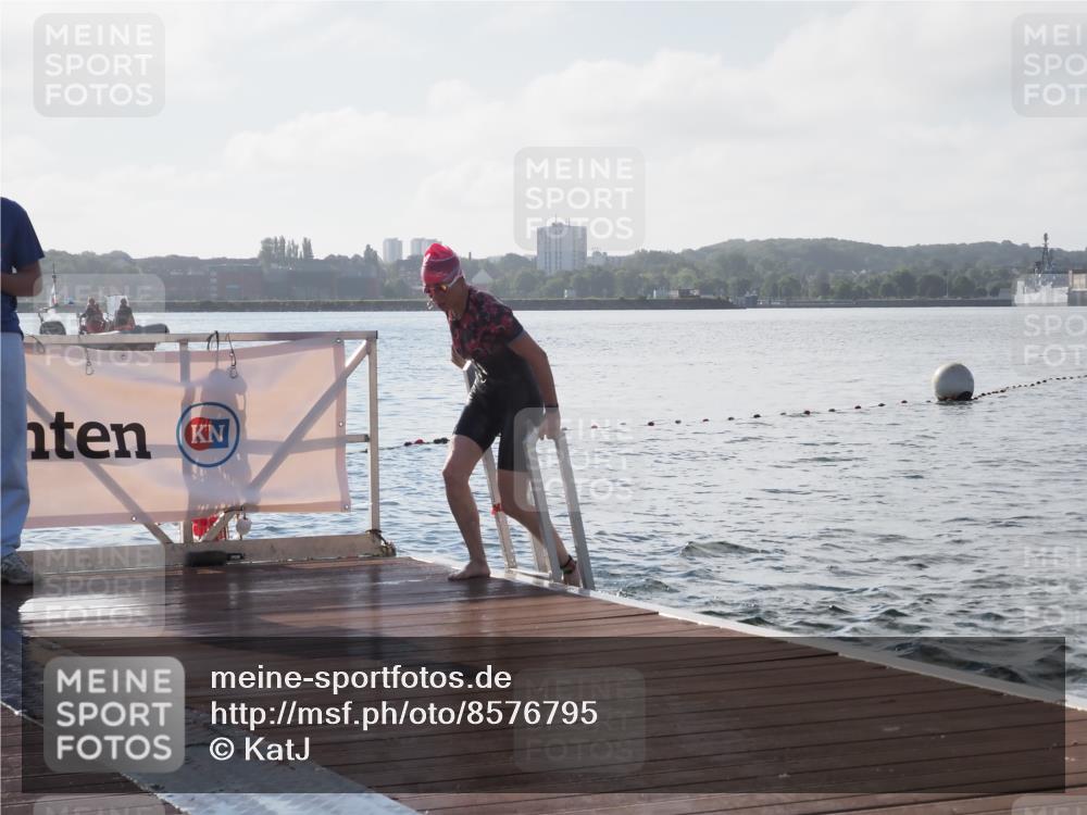 17.08.2025 - KN Förde Triathlon 2025 KatJ http://msf.ph/oto/8576795 17.08.2025 09:15:12 Schwimmen 143, 145, 147, 133, 143, 145, 147, 152 meine-sportfotos.de
