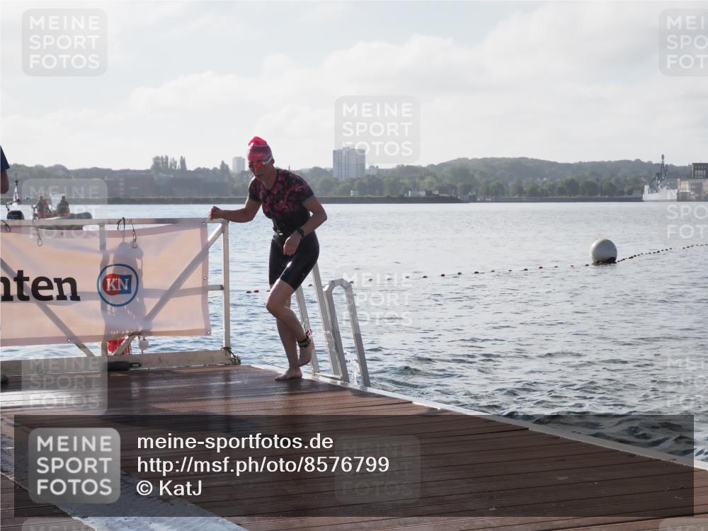 17.08.2025 - KN Förde Triathlon 2025 KatJ http://msf.ph/oto/8576799 17.08.2025 09:15:12 Schwimmen 143, 145, 147, 133, 143, 145, 147, 152 meine-sportfotos.de