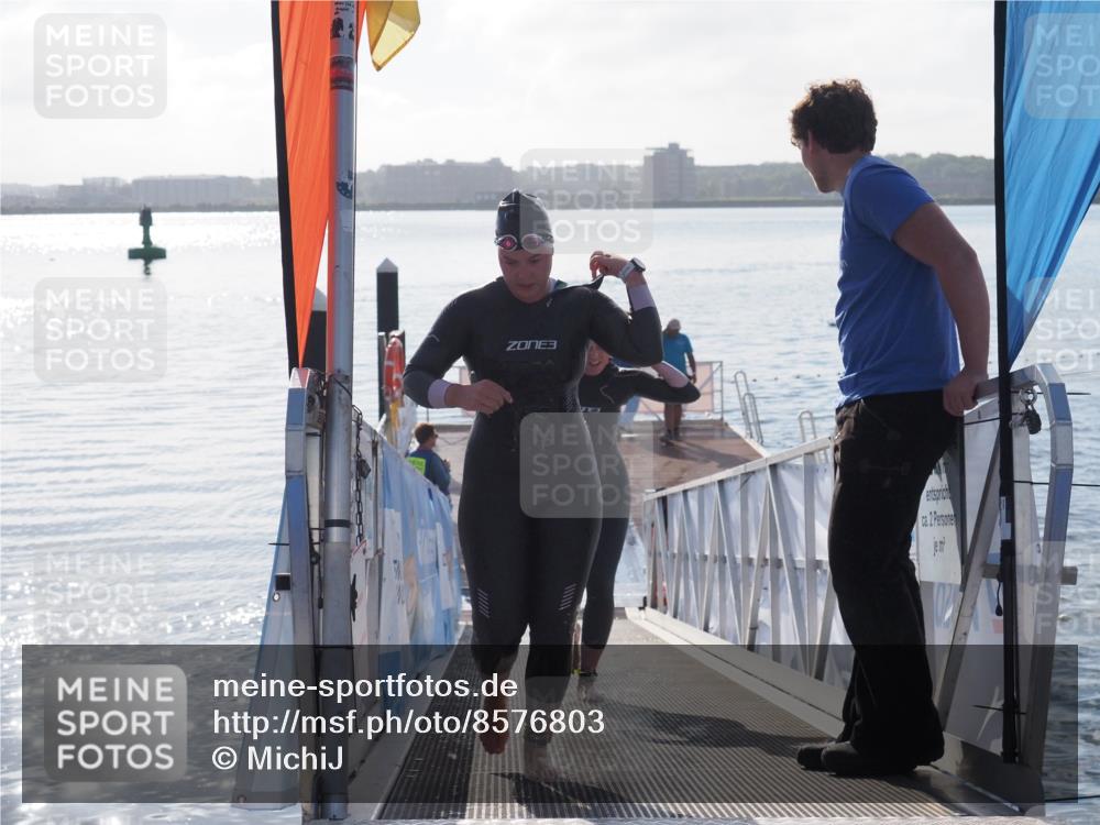 17.08.2025 - KN Förde Triathlon 2025 MichiJ http://msf.ph/oto/8576803 17.08.2025 09:11:29 Schwimmen 116, 125, 157, 125, 157 meine-sportfotos.de