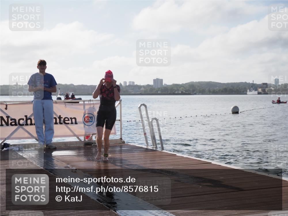 17.08.2025 - KN Förde Triathlon 2025 KatJ http://msf.ph/oto/8576815 17.08.2025 09:15:14 Schwimmen 143, 145, 133, 143, 145, 147 meine-sportfotos.de