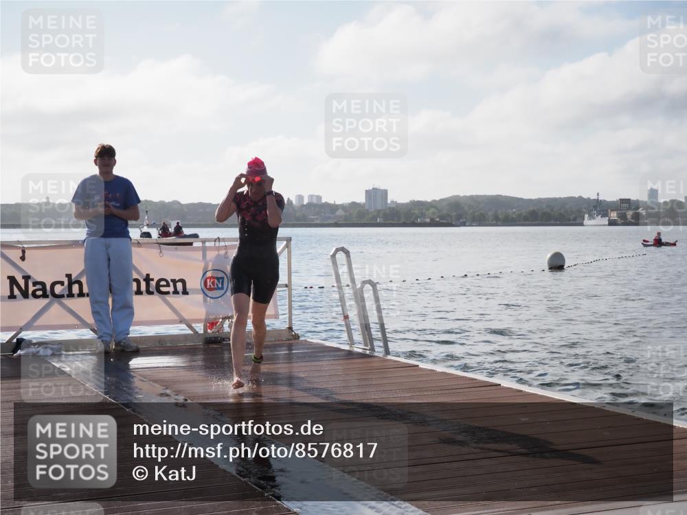 17.08.2025 - KN Förde Triathlon 2025 KatJ http://msf.ph/oto/8576817 17.08.2025 09:15:14 Schwimmen 143, 145, 133, 143, 145, 147 meine-sportfotos.de