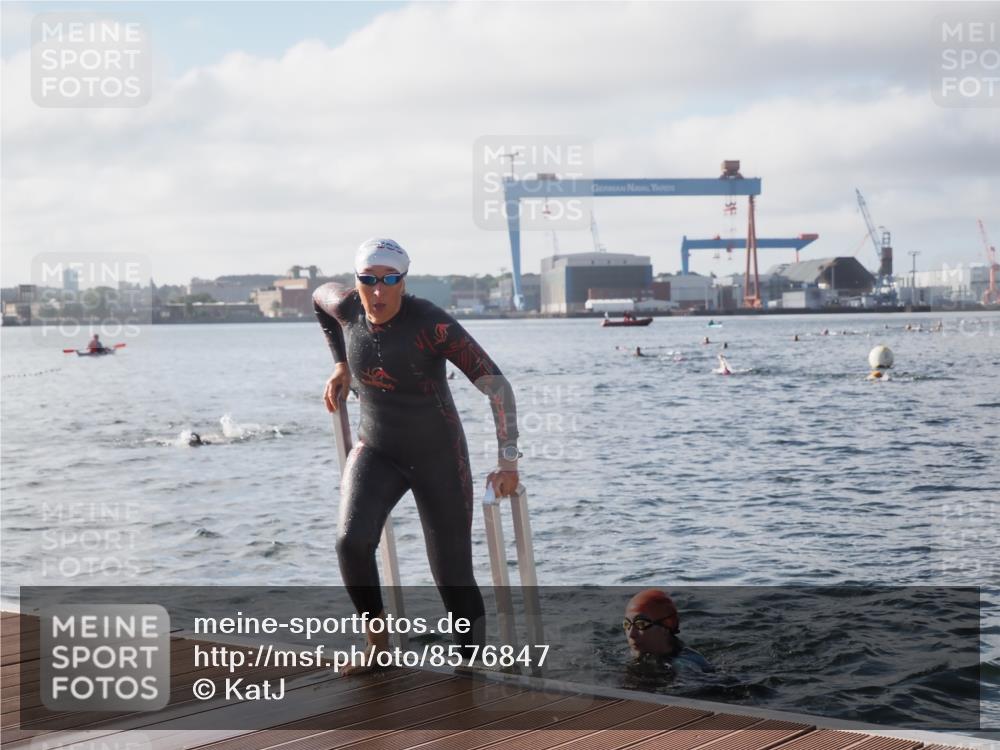 17.08.2025 - KN Förde Triathlon 2025 KatJ http://msf.ph/oto/8576847 17.08.2025 09:15:21 Schwimmen 141, 143, 149, 143, 145, 149 meine-sportfotos.de
