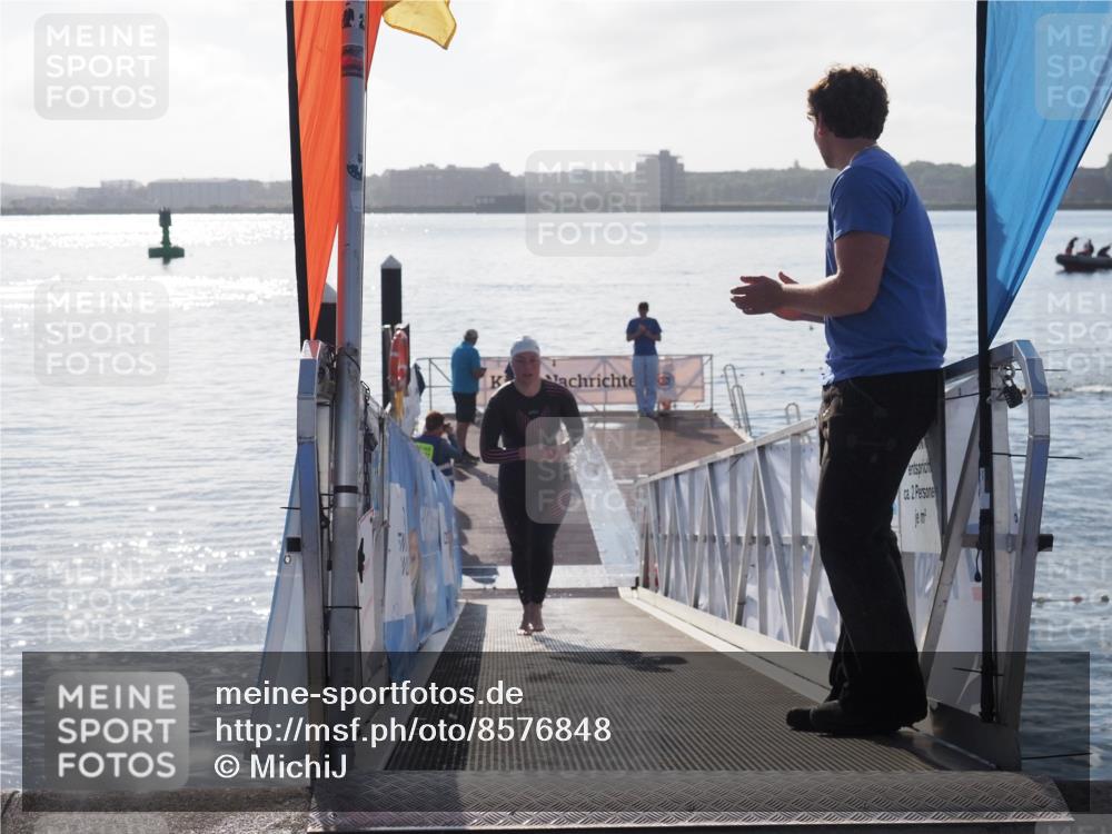 17.08.2025 - KN Förde Triathlon 2025 MichiJ http://msf.ph/oto/8576848 17.08.2025 09:12:26 Schwimmen 127, 127 meine-sportfotos.de