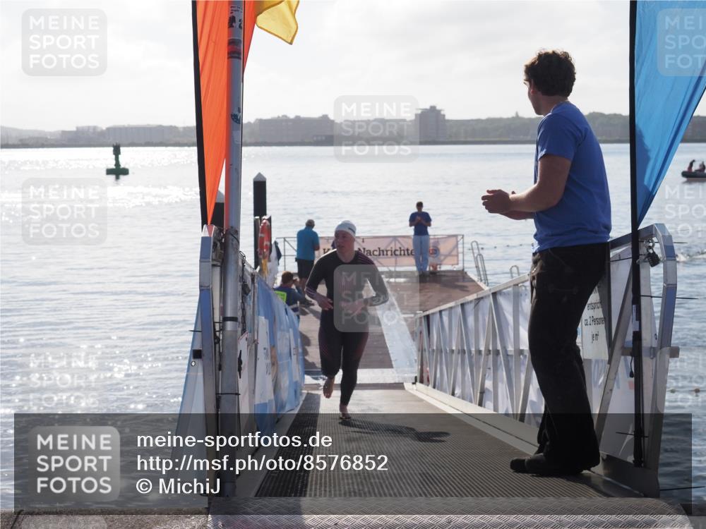 17.08.2025 - KN Förde Triathlon 2025 MichiJ http://msf.ph/oto/8576852 17.08.2025 09:12:27 Schwimmen 127, 127 meine-sportfotos.de