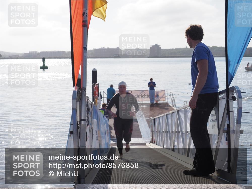 17.08.2025 - KN Förde Triathlon 2025 MichiJ http://msf.ph/oto/8576858 17.08.2025 09:12:27 Schwimmen 127, 127 meine-sportfotos.de