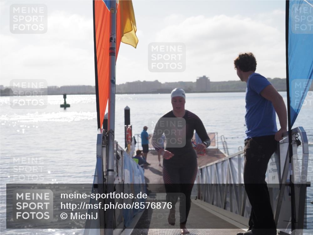 17.08.2025 - KN Förde Triathlon 2025 MichiJ http://msf.ph/oto/8576876 17.08.2025 09:12:28 Schwimmen 127, 127 meine-sportfotos.de