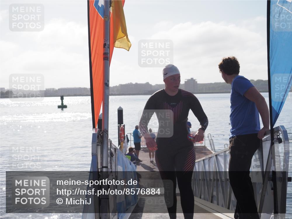 17.08.2025 - KN Förde Triathlon 2025 MichiJ http://msf.ph/oto/8576884 17.08.2025 09:12:29 Schwimmen 127, 127 meine-sportfotos.de