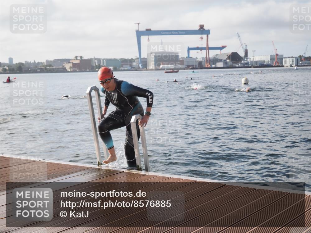 17.08.2025 - KN Förde Triathlon 2025 KatJ http://msf.ph/oto/8576885 17.08.2025 09:15:28 Schwimmen 141, 149, 141, 143, 149 meine-sportfotos.de