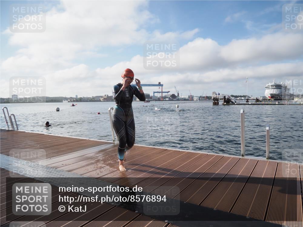 17.08.2025 - KN Förde Triathlon 2025 KatJ http://msf.ph/oto/8576894 17.08.2025 09:15:30 Schwimmen 131, 141, 149, 141, 149 meine-sportfotos.de