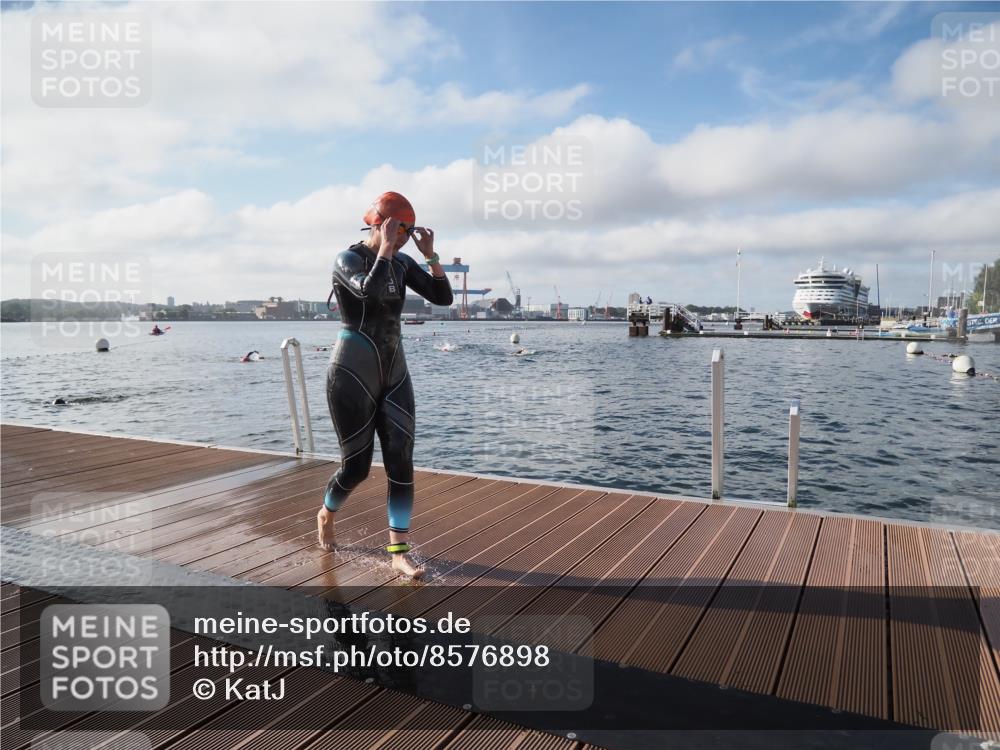 17.08.2025 - KN Förde Triathlon 2025 KatJ http://msf.ph/oto/8576898 17.08.2025 09:15:30 Schwimmen 131, 141, 149, 141, 149 meine-sportfotos.de