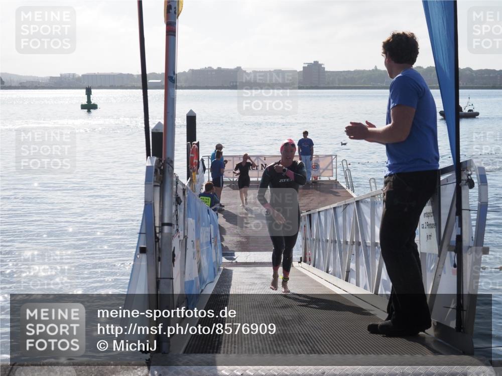17.08.2025 - KN Förde Triathlon 2025 MichiJ http://msf.ph/oto/8576909 17.08.2025 09:12:47 Schwimmen 136, 136, 142 meine-sportfotos.de