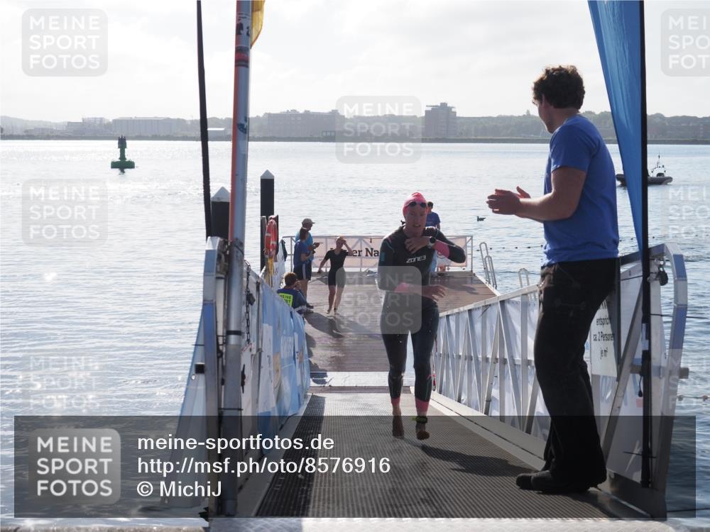 17.08.2025 - KN Förde Triathlon 2025 MichiJ http://msf.ph/oto/8576916 17.08.2025 09:12:47 Schwimmen 136, 136, 142 meine-sportfotos.de