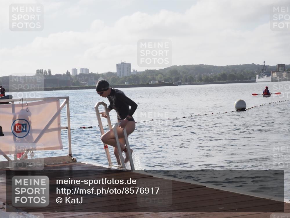 17.08.2025 - KN Förde Triathlon 2025 KatJ http://msf.ph/oto/8576917 17.08.2025 09:15:37 Schwimmen 131, 141, 131, 141, 149 meine-sportfotos.de