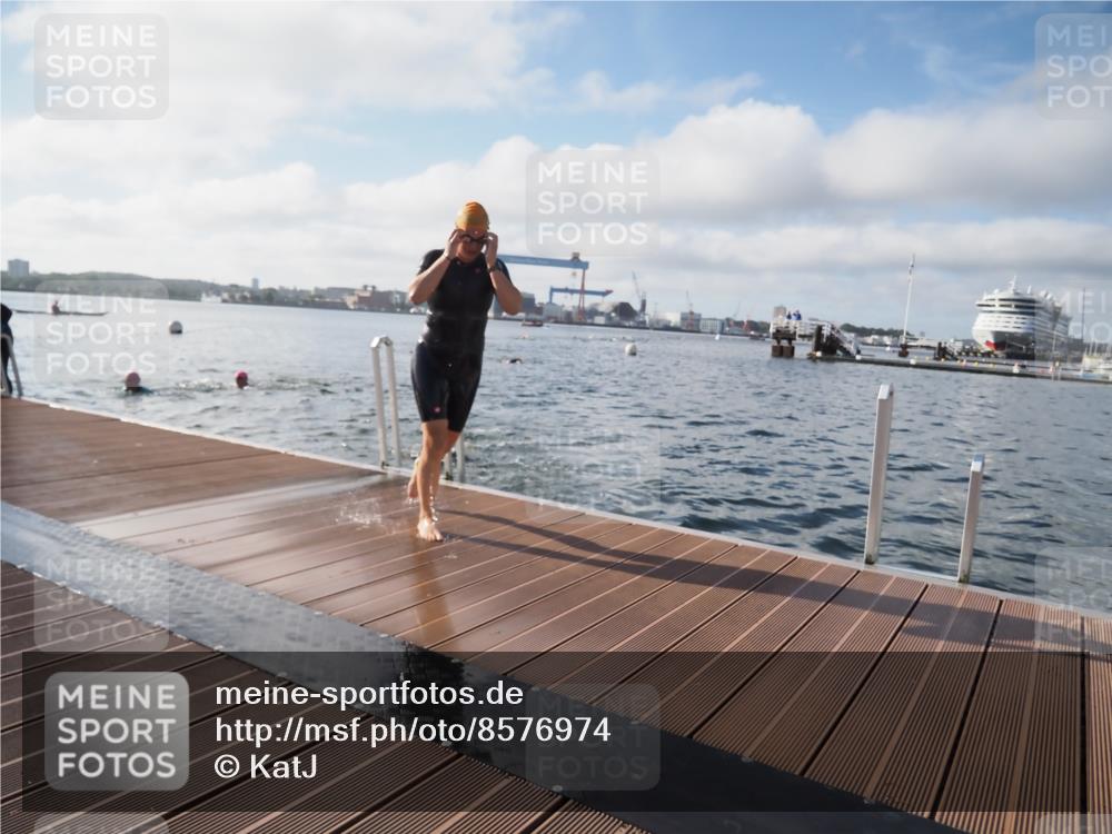 17.08.2025 - KN Förde Triathlon 2025 KatJ http://msf.ph/oto/8576974 17.08.2025 09:15:58 Schwimmen 137, 162, 168, 137, 162, 168 meine-sportfotos.de