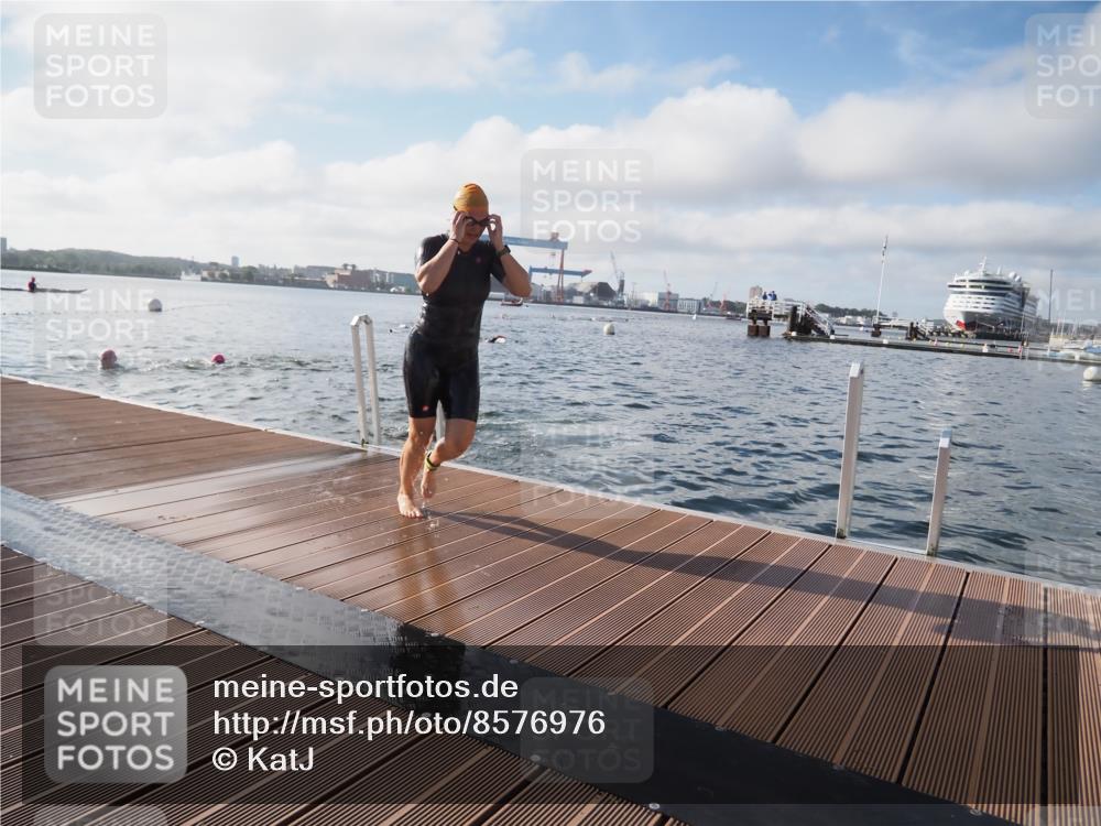 17.08.2025 - KN Förde Triathlon 2025 KatJ http://msf.ph/oto/8576976 17.08.2025 09:15:58 Schwimmen 137, 162, 168, 137, 162, 168 meine-sportfotos.de