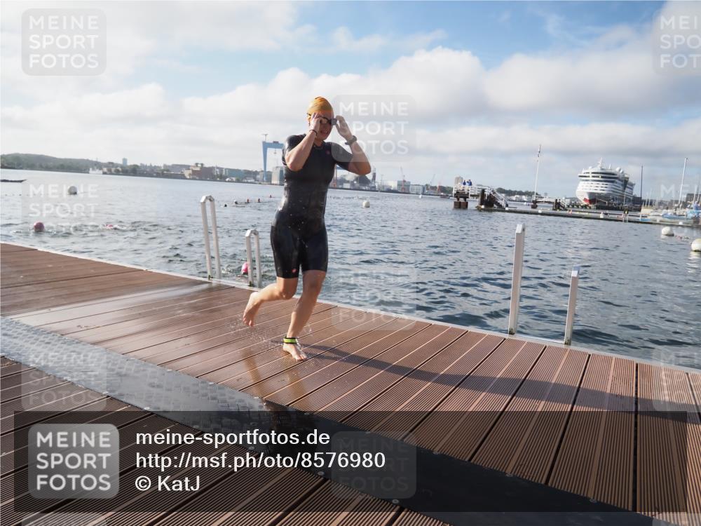 17.08.2025 - KN Förde Triathlon 2025 KatJ http://msf.ph/oto/8576980 17.08.2025 09:15:58 Schwimmen 137, 162, 168, 137, 162, 168 meine-sportfotos.de