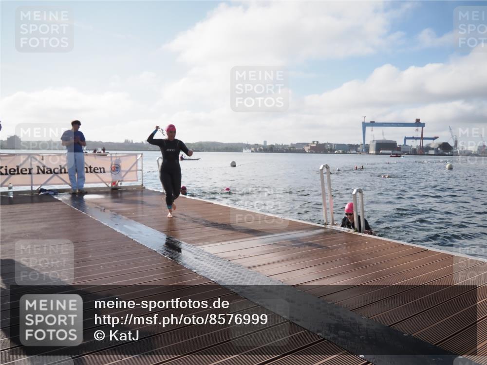 17.08.2025 - KN Förde Triathlon 2025 KatJ http://msf.ph/oto/8576999 17.08.2025 09:16:01 Schwimmen 137, 156, 162, 168, 137, 162, 168 meine-sportfotos.de