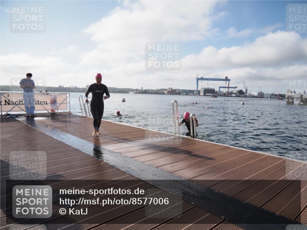 17.08.2025 - KN Förde Triathlon 2025 KatJ http://msf.ph/oto/8577006 17.08.2025 09:16:01 Schwimmen 137, 156, 162, 168, 137, 162, 168 meine-sportfotos.de