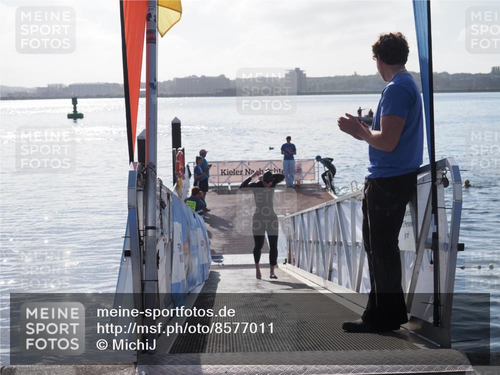 17.08.2025 - KN Förde Triathlon 2025 MichiJ http://msf.ph/oto/8577011 17.08.2025 09:13:09 Schwimmen 126, 122, 126, 130 meine-sportfotos.de