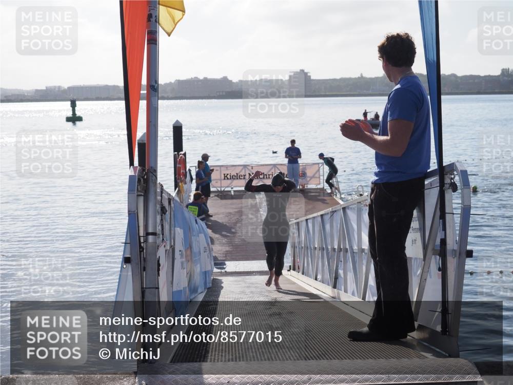 17.08.2025 - KN Förde Triathlon 2025 MichiJ http://msf.ph/oto/8577015 17.08.2025 09:13:10 Schwimmen 126, 122, 126, 130 meine-sportfotos.de