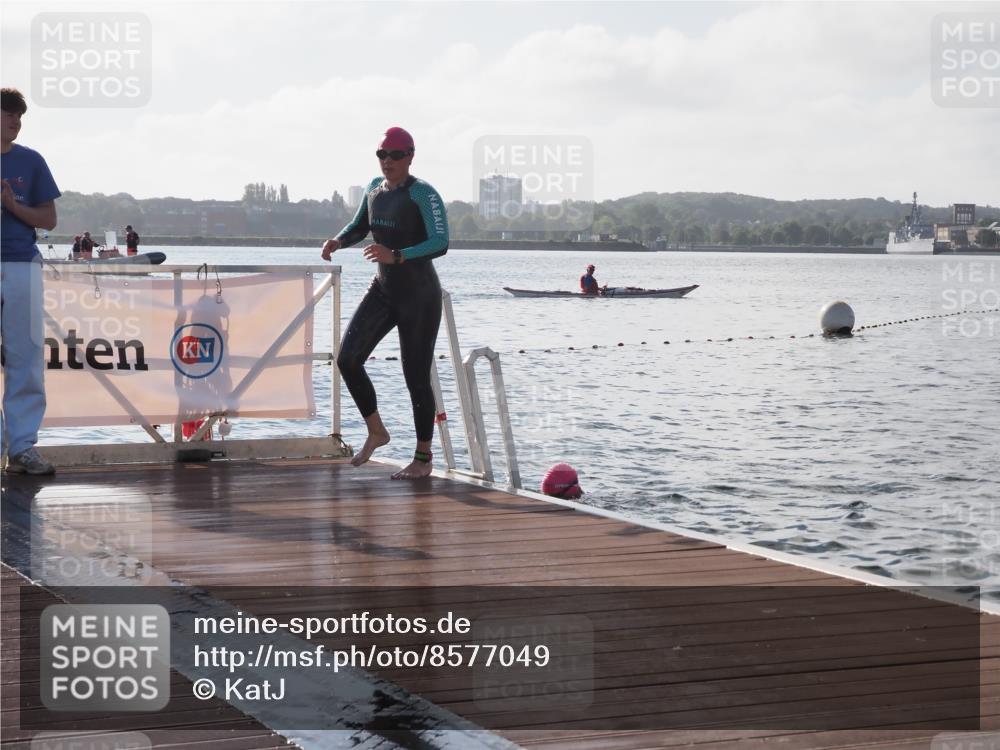 17.08.2025 - KN Förde Triathlon 2025 KatJ http://msf.ph/oto/8577049 17.08.2025 09:16:08 Schwimmen 137, 156, 162, 164, 137, 156, 162, 164, 168 meine-sportfotos.de